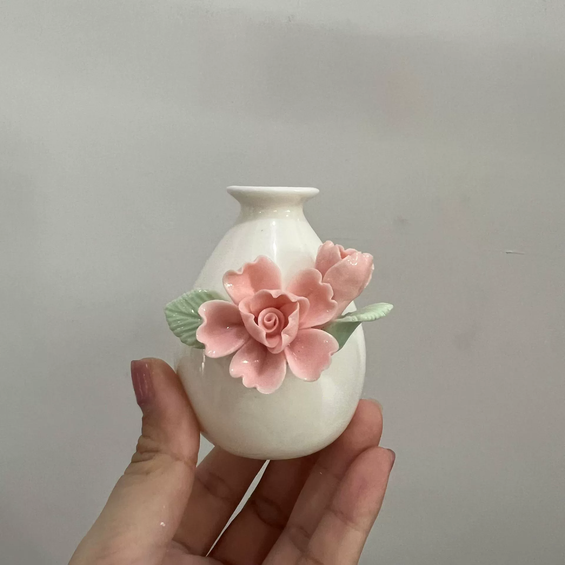 Handmade mini vase flower bottle flower ceramic ornaments dry flower inserting water -breed living room study frame desktop decoration