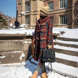 红色格纹牛角扣呢子大衣女秋冬2024新款韩系宽松复古时尚毛呢外套