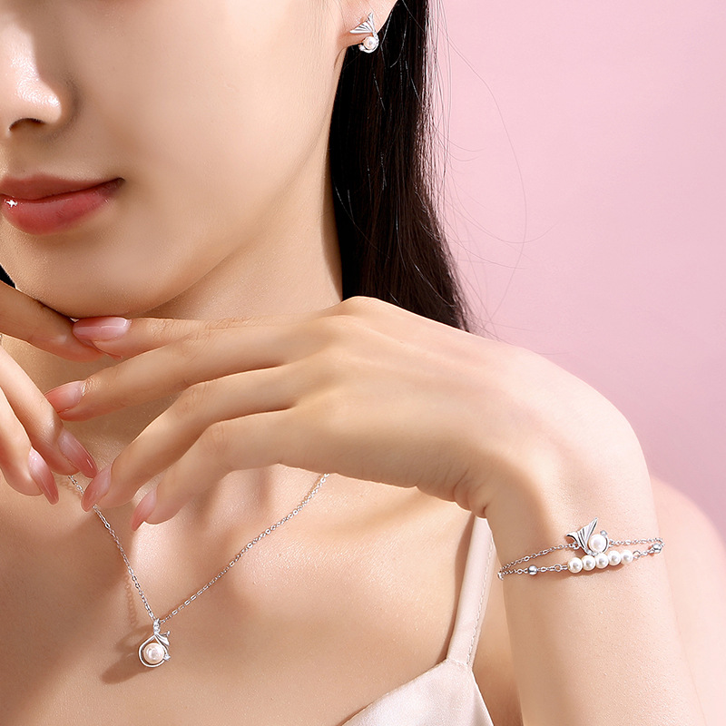 Genuine small design geometric brand earrings pearl