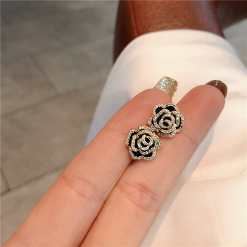 S925 Silver Needles with Layered Micro-Pierced Camellia Flower Earrings, Korean Style, Fresh and Natural, Black Rose Flower Stud Earrings