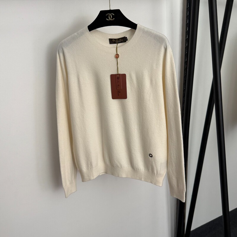 2025 Autumn and Winter Nanyou Export New Popular Metal Ring Decorative Pullover Long-Sleeved Cashmere Simple Knitted Bottoming Shirt 2025 Autumn and Winter Nanyou Export New Popular Metal Ring Decorative Pullover Long-Sleeved Cashmere Simple Knitted Bottoming Shirt