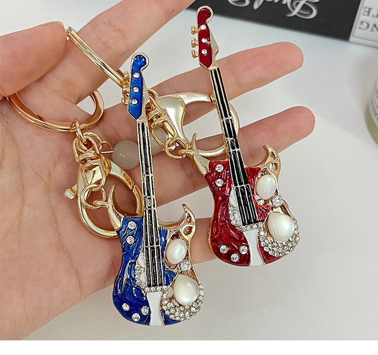 Modern Art Alloy Guitar Unisex Bag Pendant Keychain display picture 1