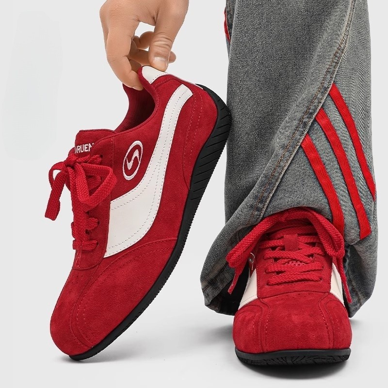 Comercio exterior de gran tamaño pareja zapatos de carreras rojos hombres y mujeres zapatos de entrenamiento alemán suela gruesa verano todo-fósforo deportes y zapatillas de deporte de ocio marea