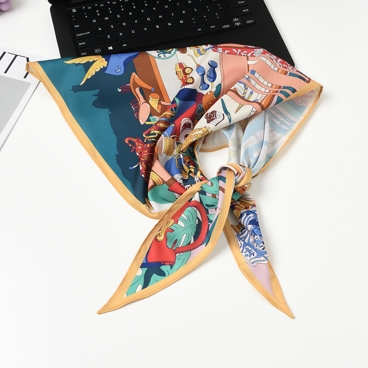 #232 서스펜디드 하이힐 커피 그린