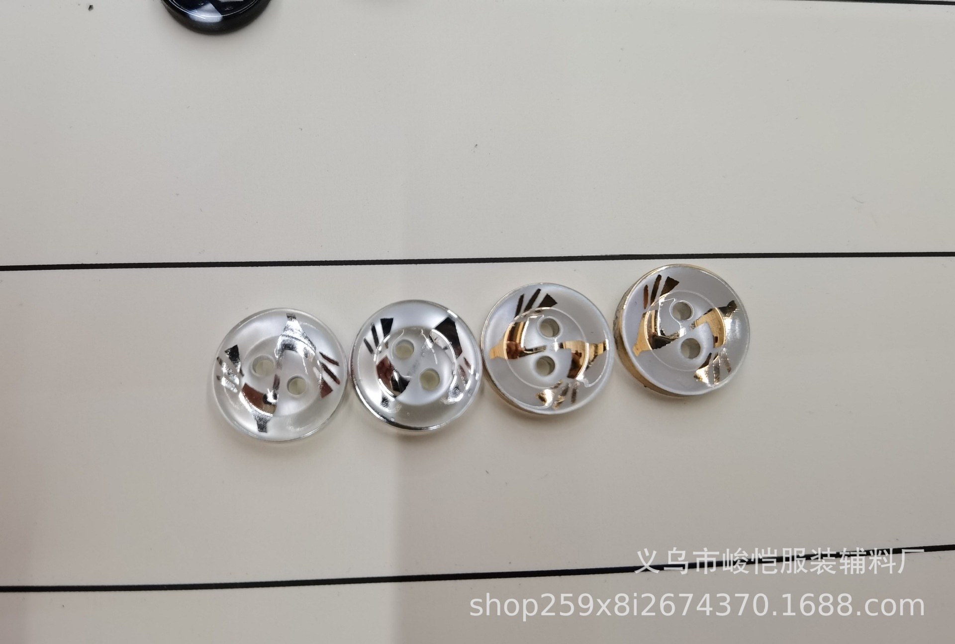 f560f4e4b336f1220821a21164304a