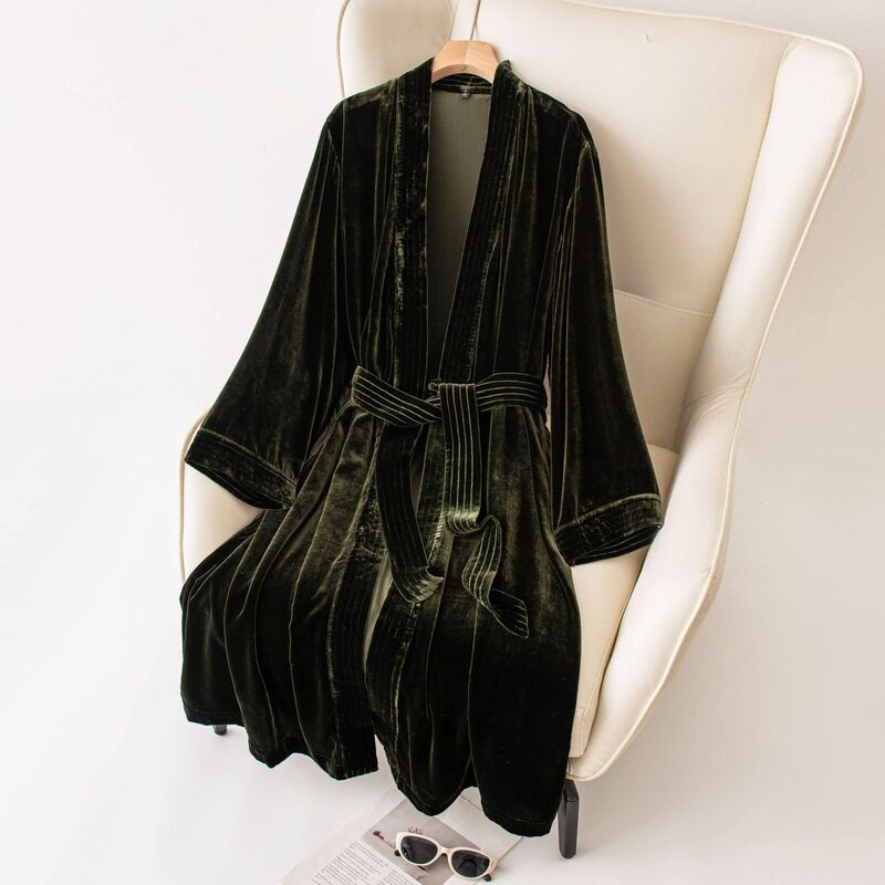 Spring New Arrival, Light Luxury High-End Silk Velvet Nightgown for Women, Purple Long V-Neck Sleepwear, Home Wear, Bathrobe, Warm