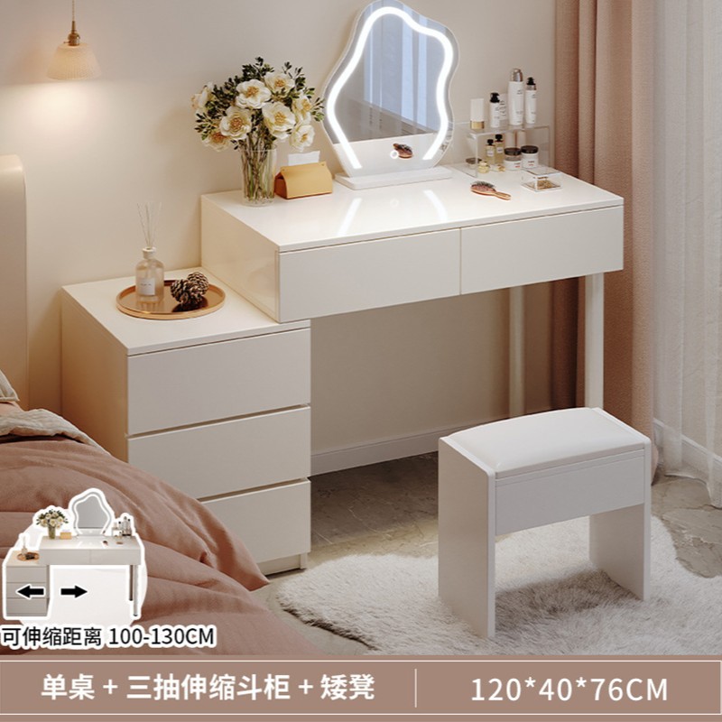 Dormitorio moderno y simple cabina de aire de crema en un pequeño tipo de casa multifuncional retráctil almacenamiento mesa de maquillaje