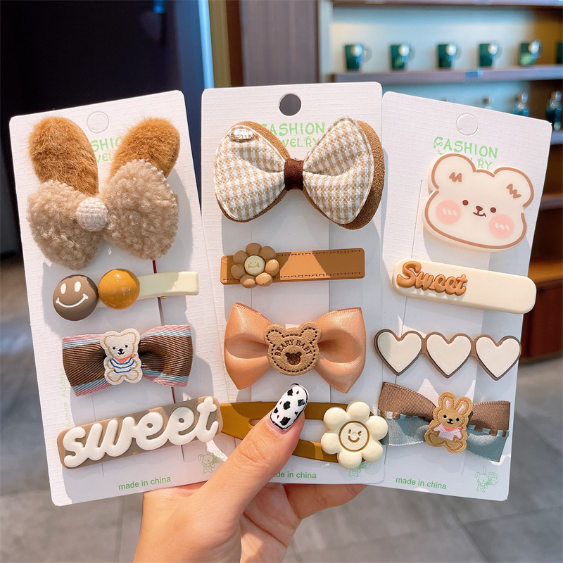 La horquilla de la niña no duele el cabello El tocado de horquilla para niños Otoño e Invierno leche La Cabeza trasera de la niña marrón pelo roto clip de acabado