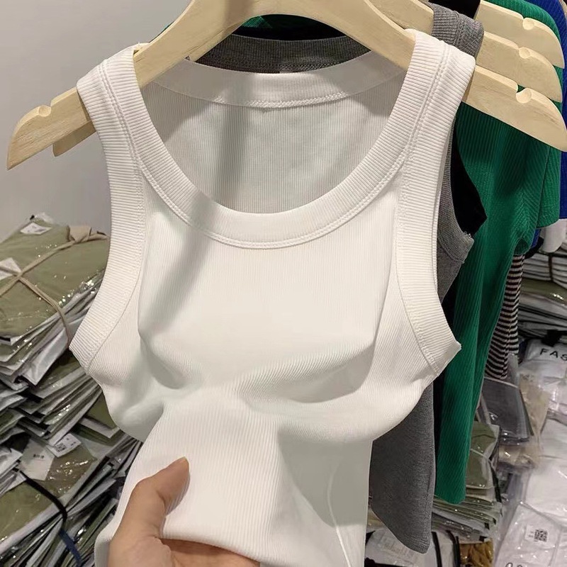 U-neck threaded vest women with 2022 summer new solid color sleeveless suspenders women wear a wholesale generation of hair U-neck threaded vest women with 2022 summer new solid color sleeveless suspenders women wear a wholesale generation of hair