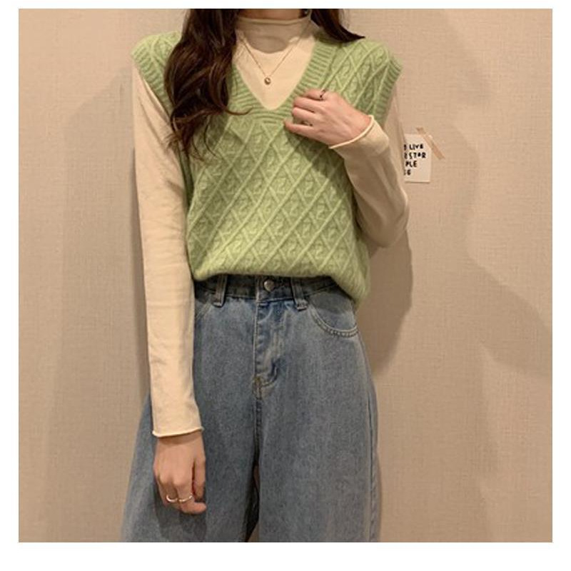 demi-season fashionable trend retro knitted sweater