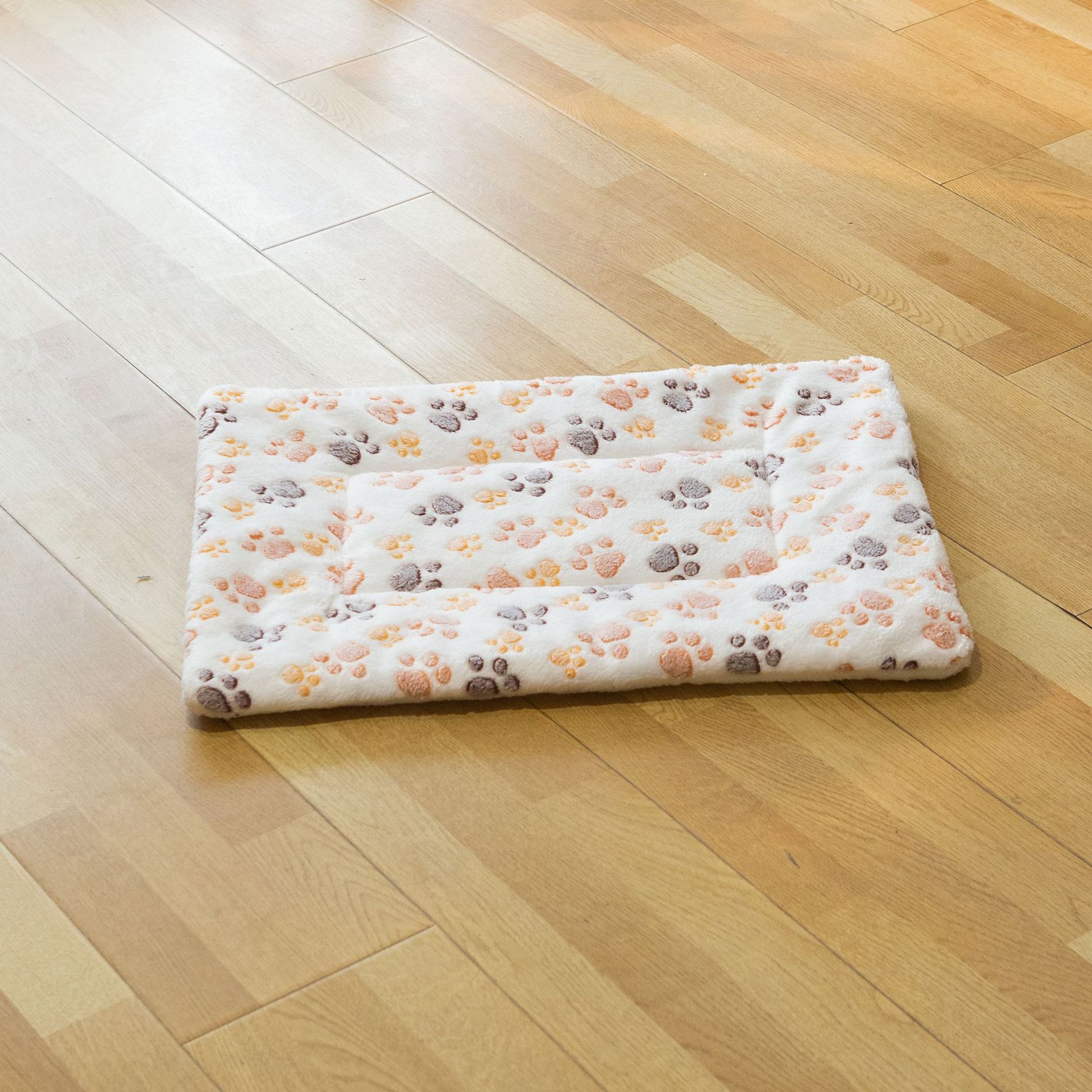 Off-white footprints (flannel thick mat) / 32*25cm (recommended within 1.0kg cm)
