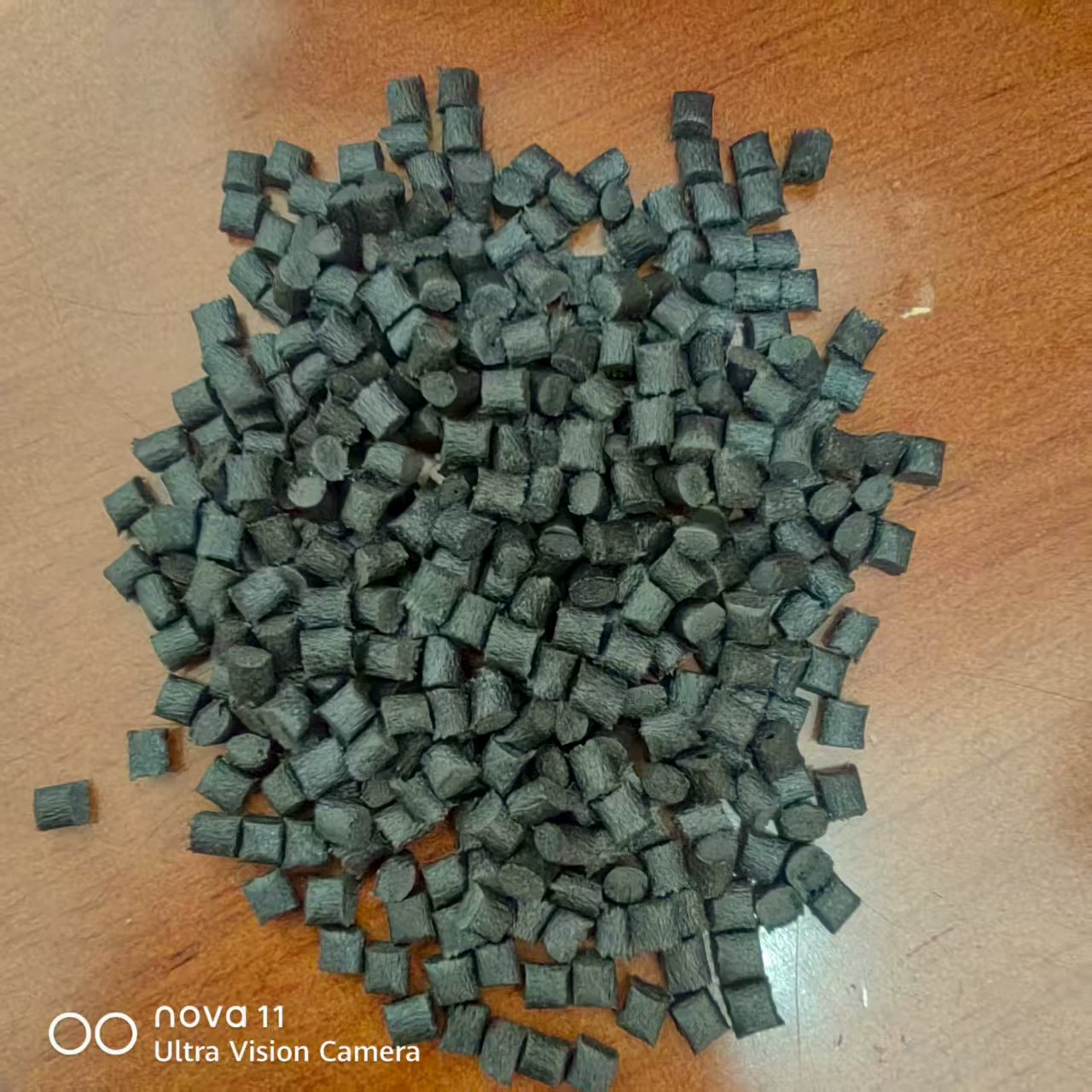 Нейлоновое черное волокно, усиленное 30 экологически чистыми частицами, армированное стекловолокном, собственное литье под давлением PA6, литье под давлением