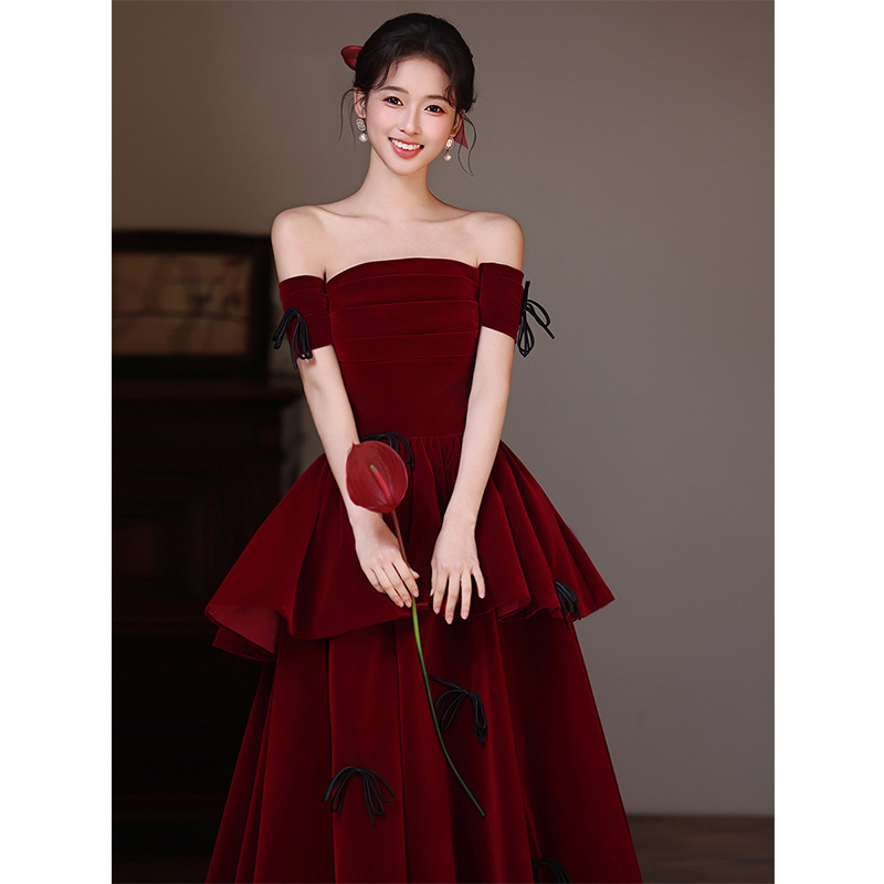 One-Shoulder Velvet Toast Dress 2026 New Style Bride Wedding Engagement Bowknot Banquet Red Evening Dress Spring Season One-Shoulder Velvet Toast Dress 2026 New Style Bride Wedding Engagement Bowknot Banquet Red Evening Dress Spring Season