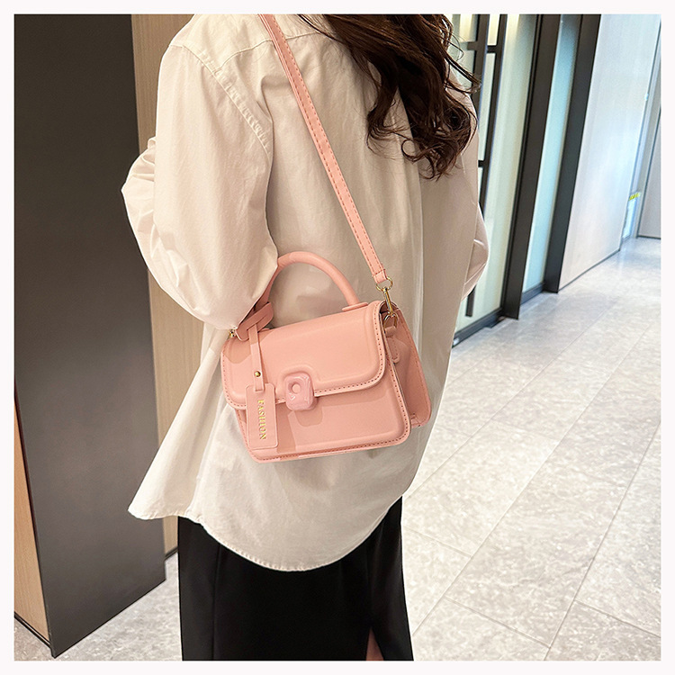 Stile coreano alla moda piccolo quadrato 2024 estate nuovo articolo per le donne, alla moda ed elegante, dolce borsa a tracolla, casual_voghion.com