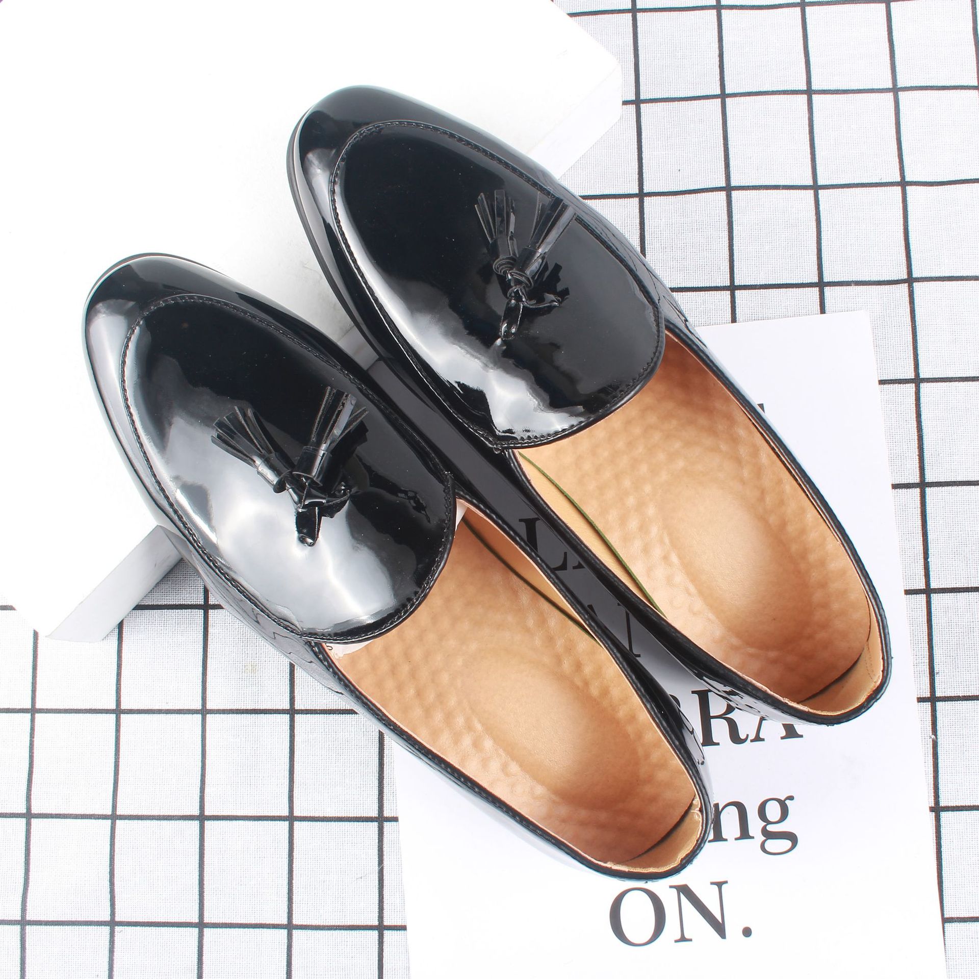 2021��ɫ������붹��Ь37-47��СƤЬ��7601-1