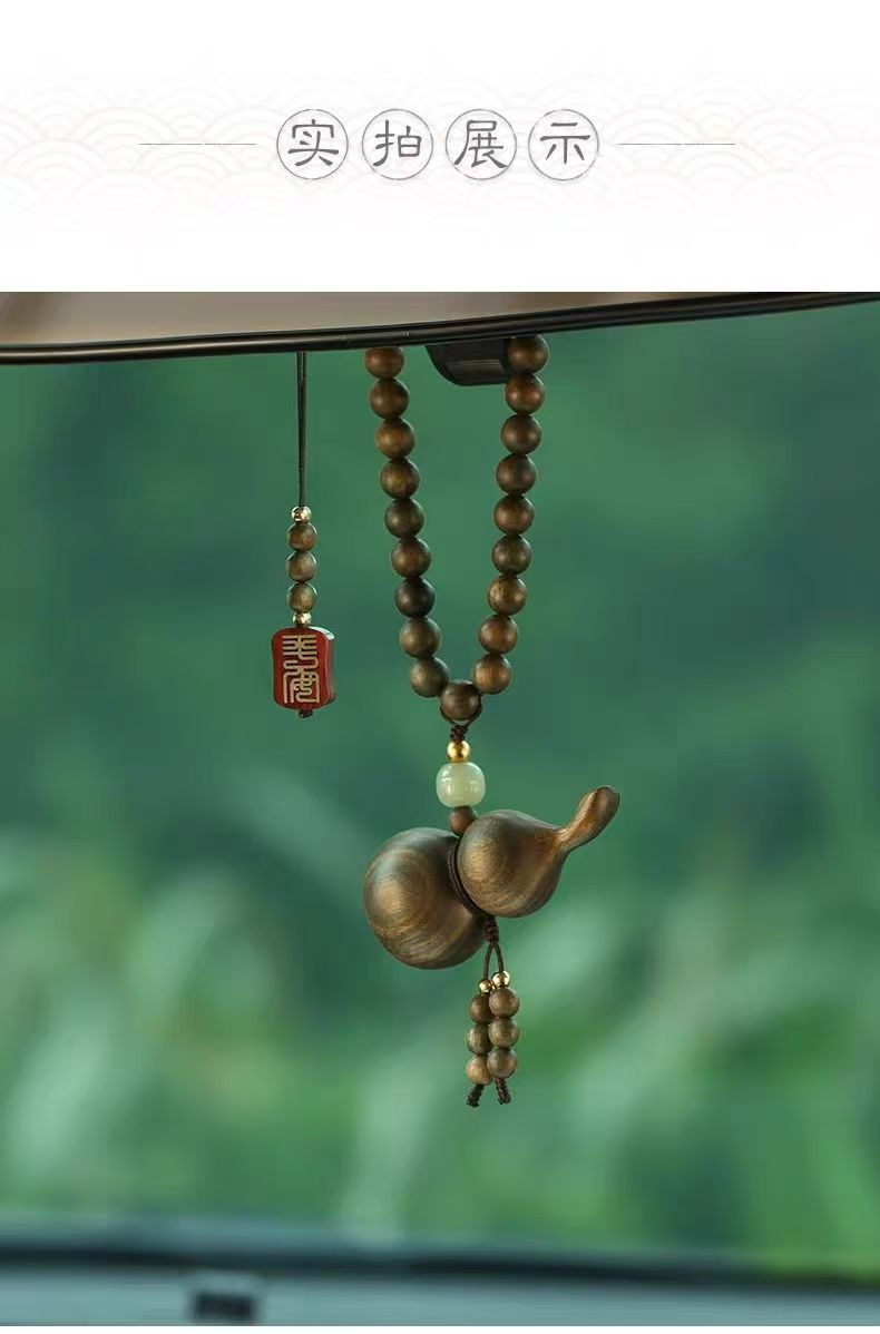 Green Sandalwood Gourd Car Pendant 2026 New Model High-End Rearview Mirror Ornament for Protection and Safety Wooden for Men and Women