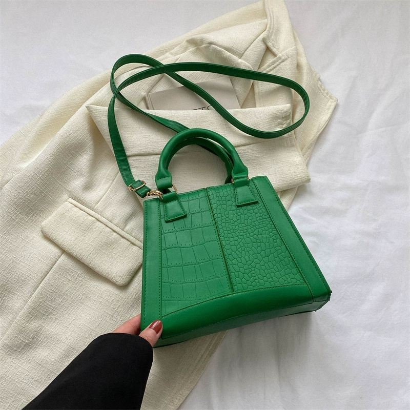 Trend retro shoulder bag, fashionable one-shoulder bag, 2023 collection, high-end