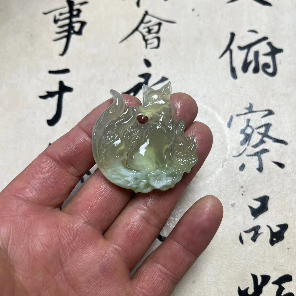 Натуральный нефрит