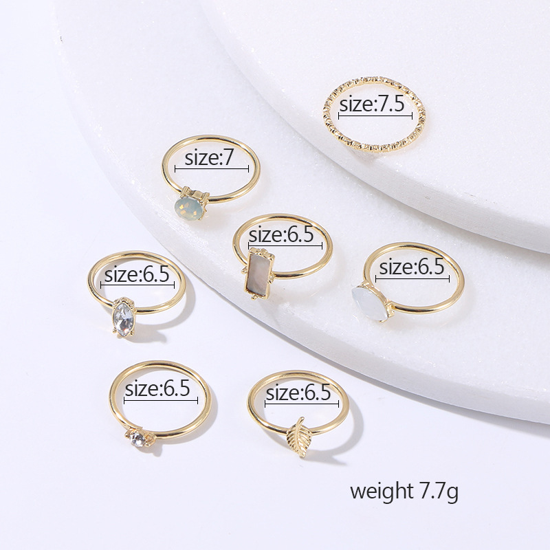 Korea New Geometric Ring Simple Retro Metal Ring Personality Alloy Ring 7-piece Set display picture 1