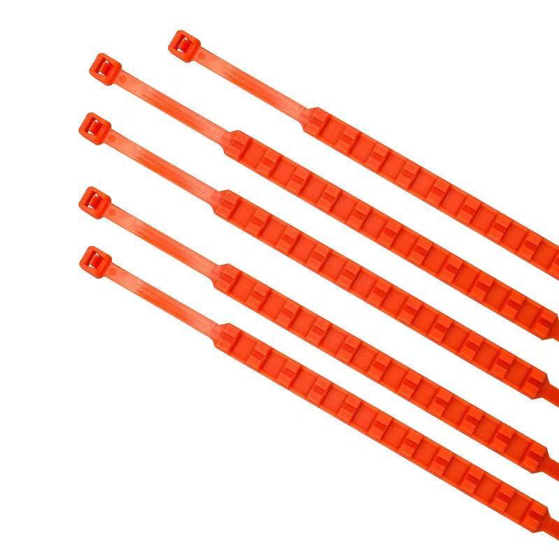 Car Anti-Skid Chains for Snow and Mud, Prevent Damage to Tires, Safe Travel for Off-Road Vehicles, Emergency Rescue