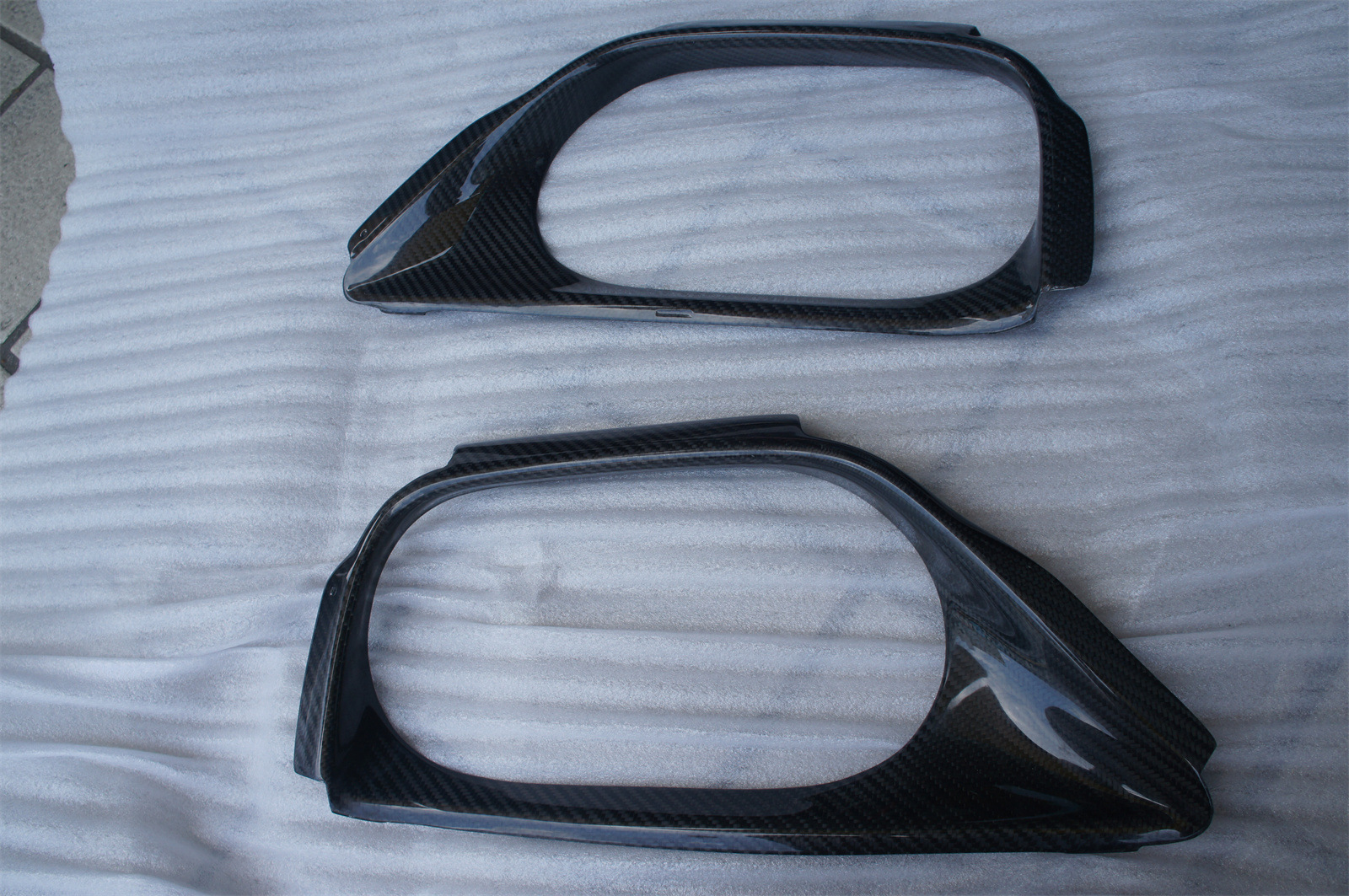 Suitable for Nissan Gtr35 Tail Throat Decorative Frame Modification Parts, Rear Lower Lip, Lightweight Carbon Fiber Material