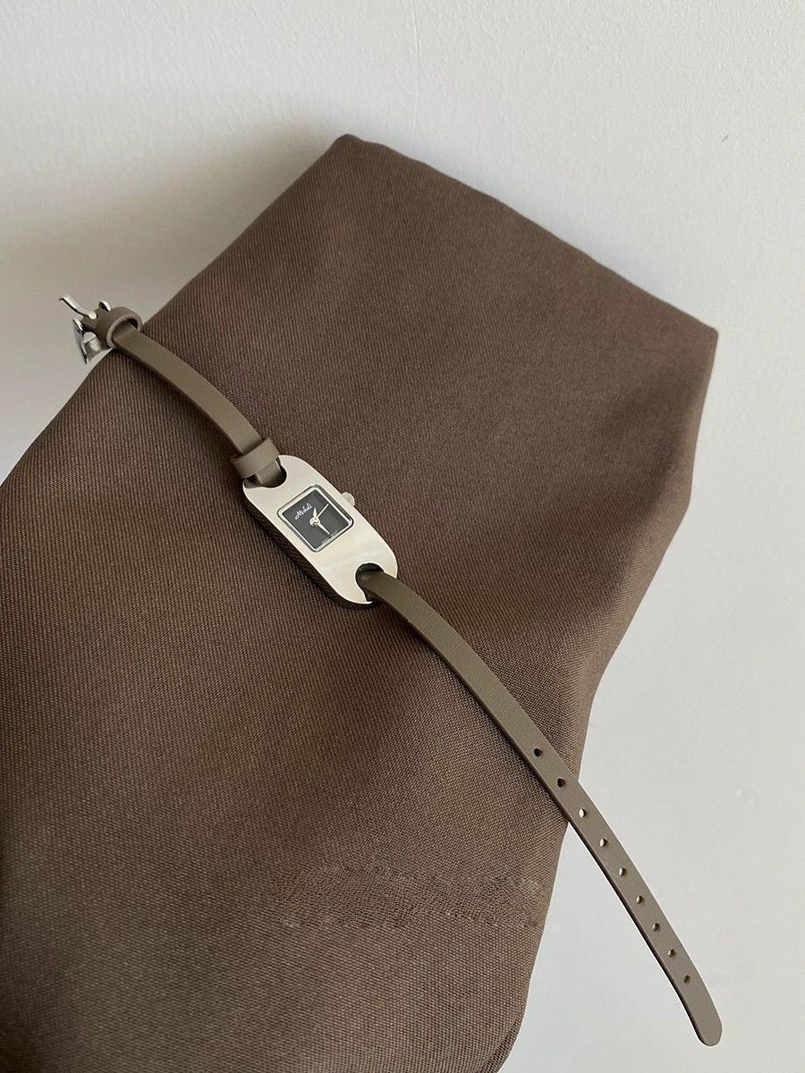 Light Luxury Thin Strap Watch for Women, Niche Design, High-End, Retro, Exquisite and Versatile-