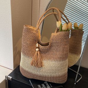 大容量通勤休闲草编包包女2025春夏海边度假沙滩包编织单肩托特包