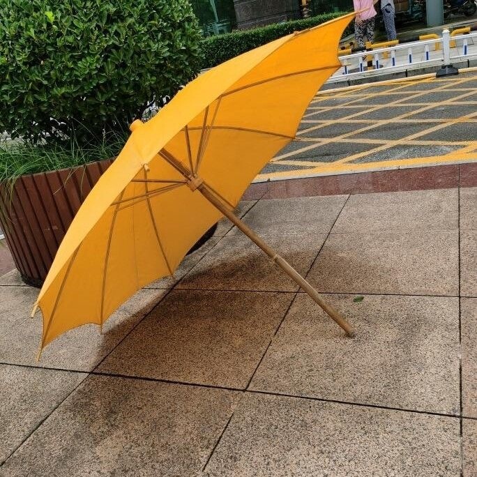 Handmade traditional tarpaulin umbrella, antique-style yellow umbrella, Chinese-style retro umbrella, ancient oilcloth Handmade traditional tarpaulin umbrella, antique-style yellow umbrella, Chinese-style retro umbrella, ancient oilcloth