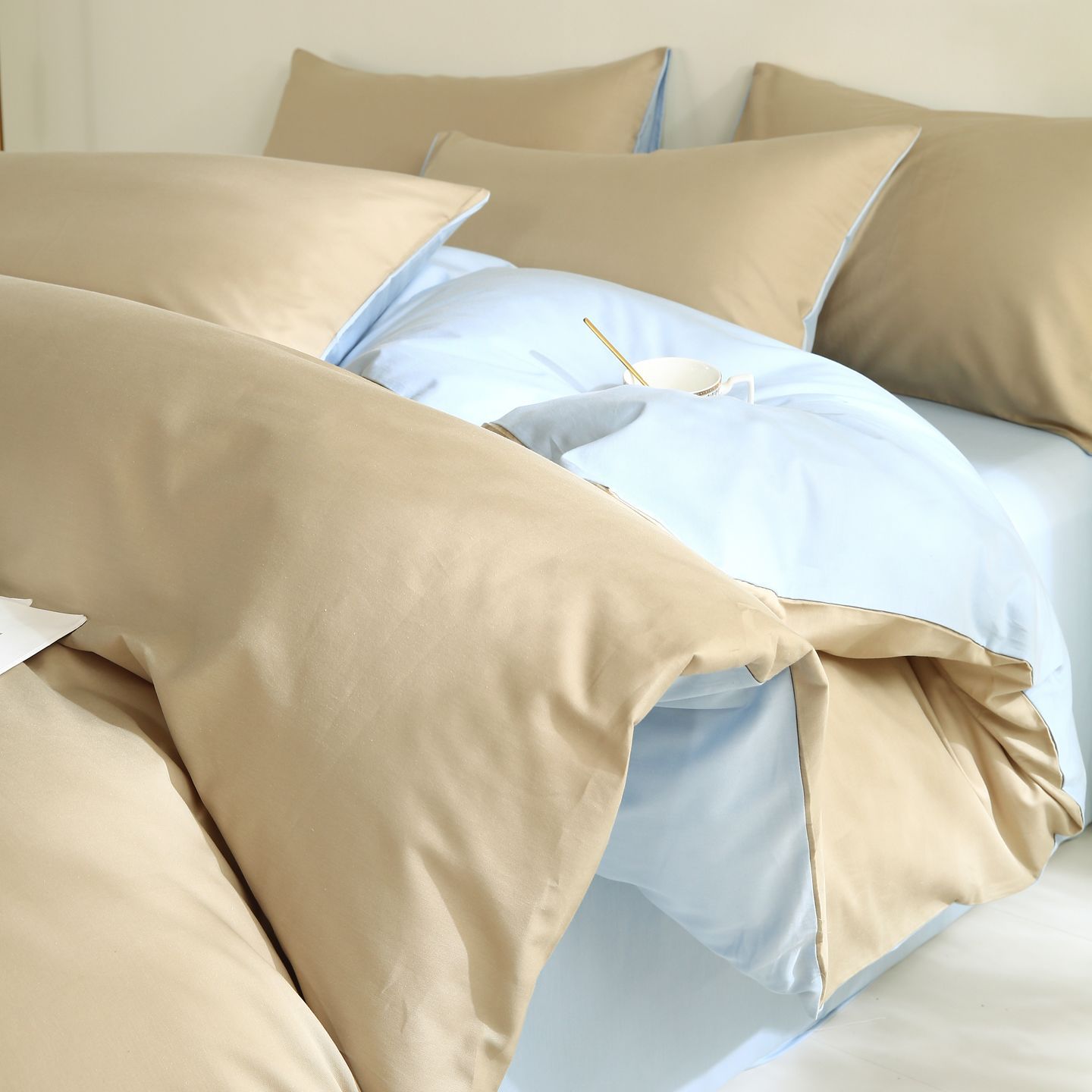 Cuatro piezas de ropa de cama cubierta sábanas de dormitorio de estudiantes cubierta sábanas de algodón único conjunto de tres piezas de invierno