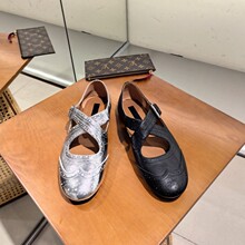 �W��վXJŮЬ26�����r��ܛ�^��ţƤ�A�^���控���e���m�������Ь