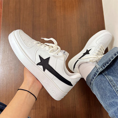 Women's Stylish Niche Board Shoes for Students, Casual & Sporty: 2023 New Arrival Harajuku-Style Hong Kong-Flavored White Sneakers
