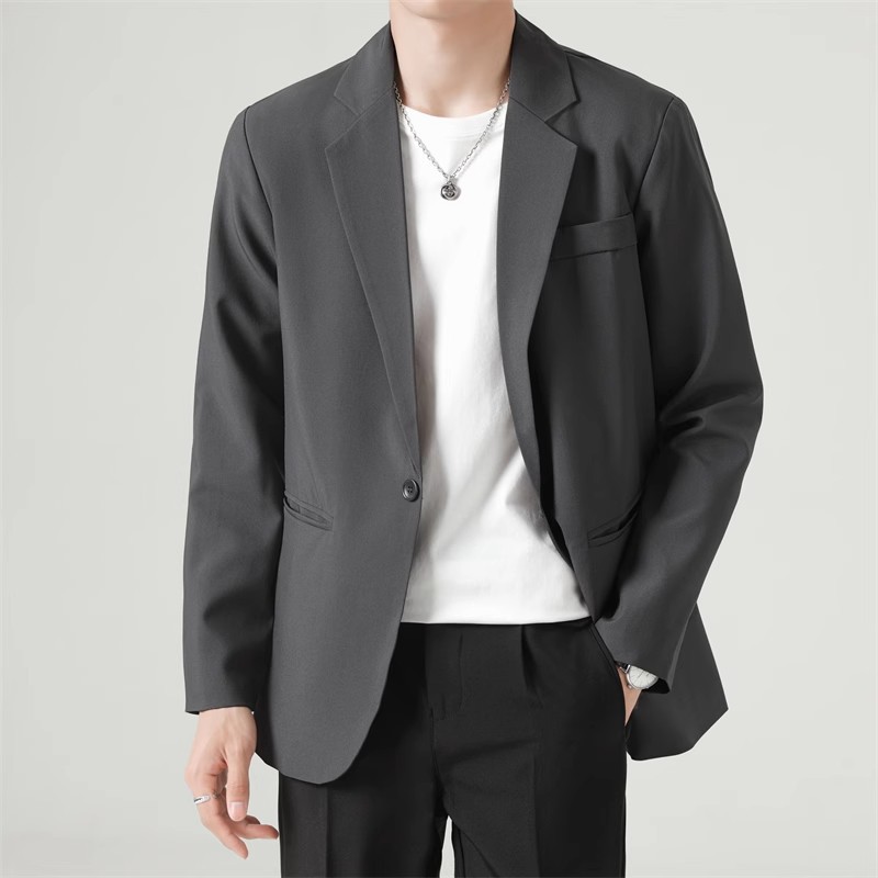 짙은 회색
