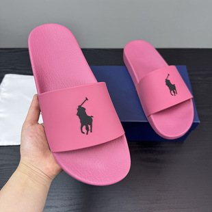 pl�R���L��ɫ��Ь��Ů�r��ƽ�׷���һ�����R���������I��ɳ����Ь