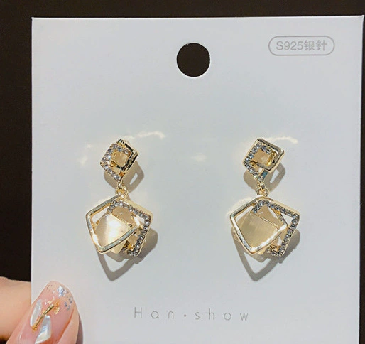 Серьги (Баою) серебряная игла с кошачьим глазом, цветочные дизайны, несколько стилей, высокое качество