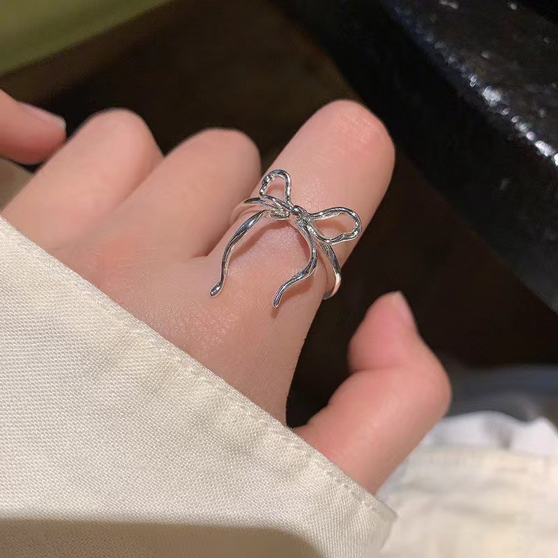 Simple, Refined And Mature Men’s Ring. Perfect For Daily, Commute And Casual Wear. Made Of Hypoallergenic, Tarnish-resistant Titanium Steel, Gentle O_voghion.com
