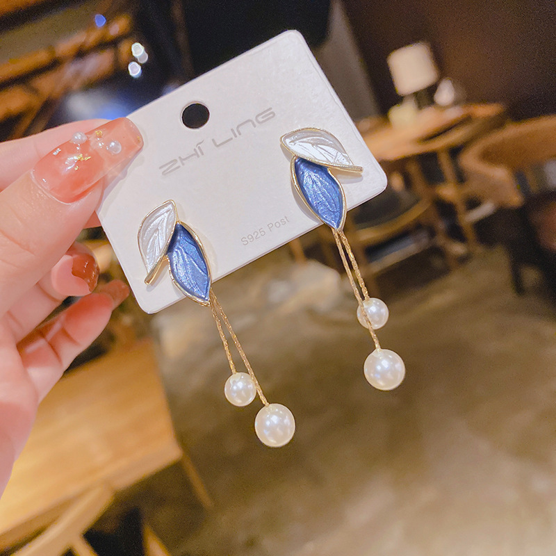 48A1DFE64BD063BF2C320631972B38