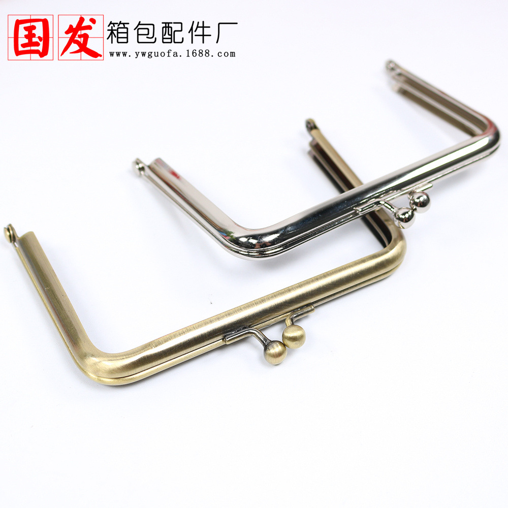 Sin stock: 12 * 8CM    12CM cuadrado sin orificio oro viscose