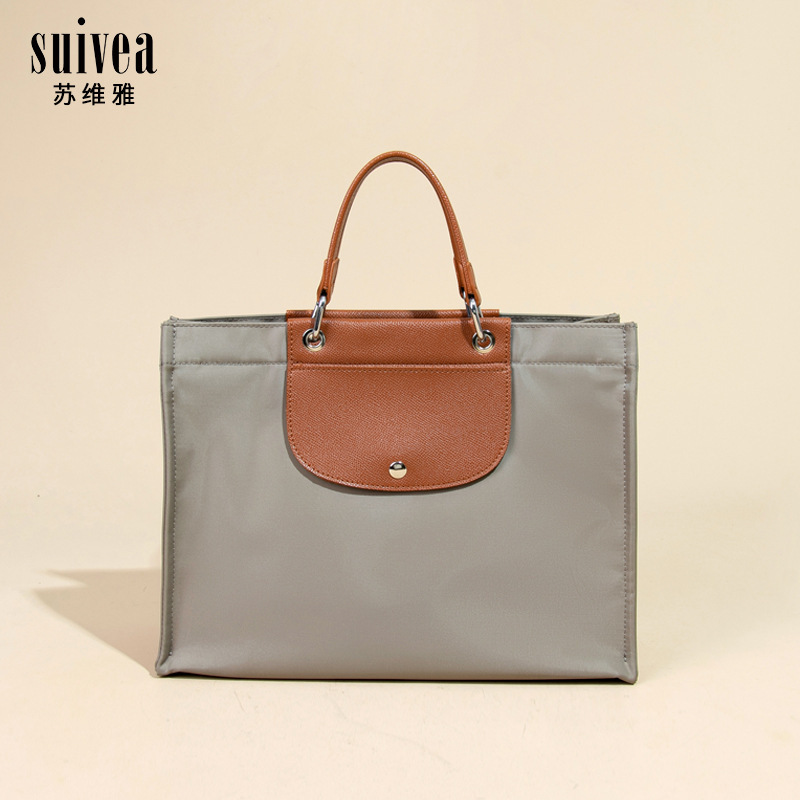 2025 New Nylon Large Hand Tote Bag Shopping Bag Laptop Bag Large Capacity Commuter Women's Bag 2025 New Nylon Large Hand Tote Bag Shopping Bag Laptop Bag Large Capacity Commuter Women's Bag