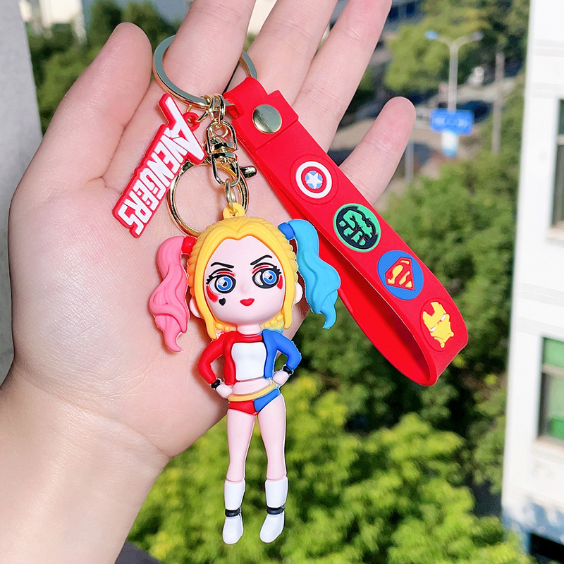 スーパーヒーローキーホルダージョーカーガールジョーカーキーホルダーサイコパスハーレークイン人形ペンダント|undefined