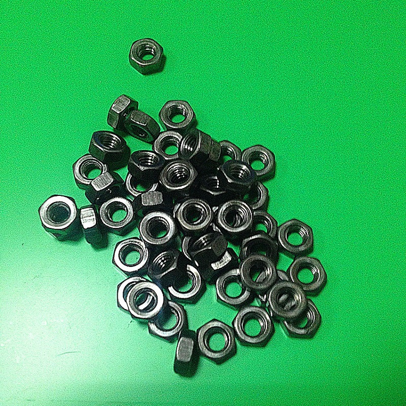 厂家生产销售 各种铁质 冷镦 标准型六角螺母、四方螺母、圆螺母