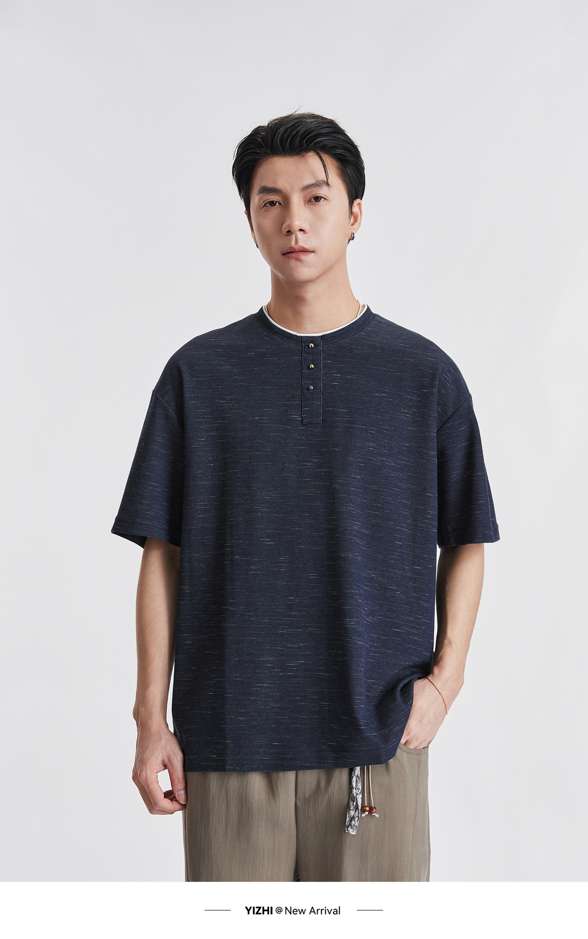 Áo thun nam cổ Henry tay ngắn chất liệu Lyocell phối sợi, dáng rộng phong cách giả hai lớp — Màu xanh da trời chi tiết 19