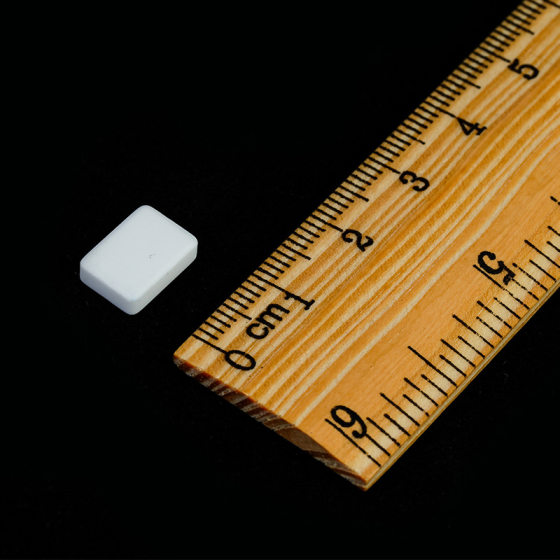 95 alumina ceramic small substrate 99 alumina thermal conductive porous ceramic substrate heat dissipation wear-resistant ceramic substrate
