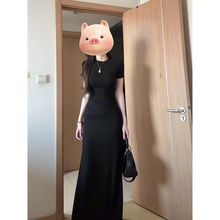 赫本风法式黑色短袖连衣裙子女装2025新款夏季小个子穿搭气质长裙
