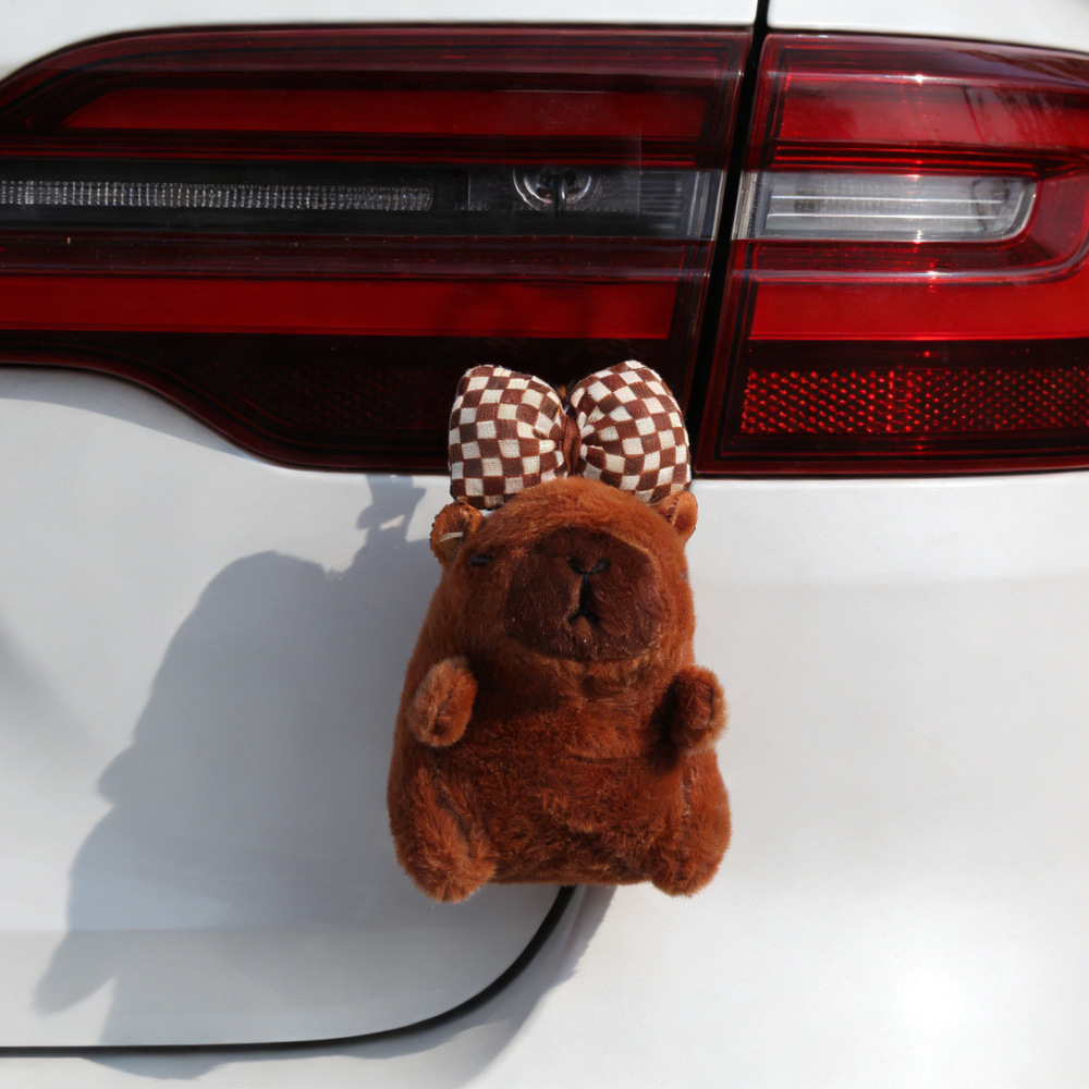 Cute Kapibala Carpincho Colgante trasero del coche maletero del coche Muñeca exterior del coche Muñeca interior del coche Adornos