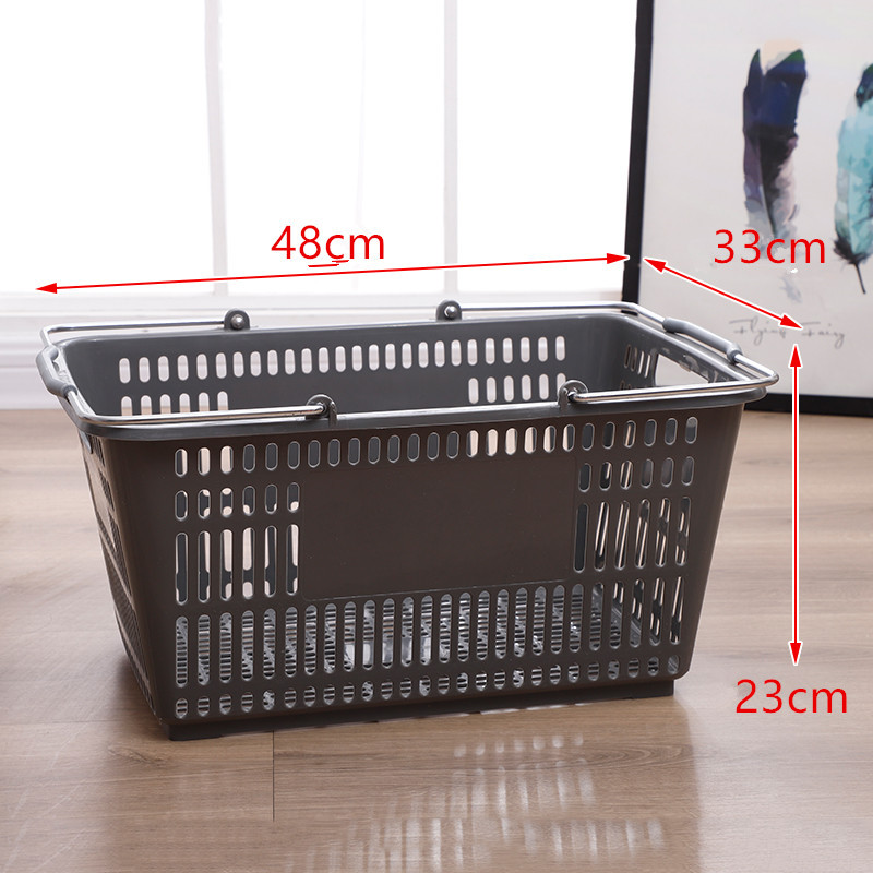 두꺼운 금속 회색