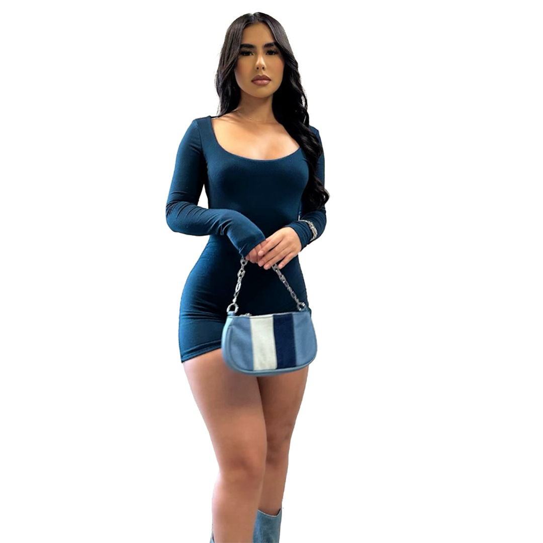 6687 深蓝色模特图3.jpg