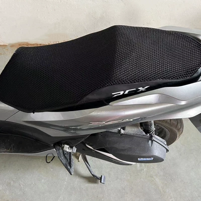 Suitable for Honda Pcx160/150 Seat Cover, Sun-Proof and Thickened Leather Scooter Seat Cover, Anti-Scalding (Motorcycle cushion) - pcx150pcx160-black-grid