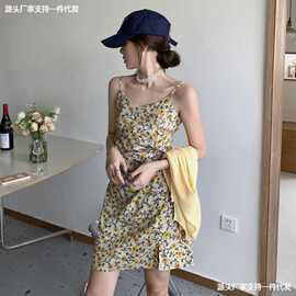 2024夏季新款法式气质抽绳收腰显瘦碎花吊带连衣裙女ins外穿小众