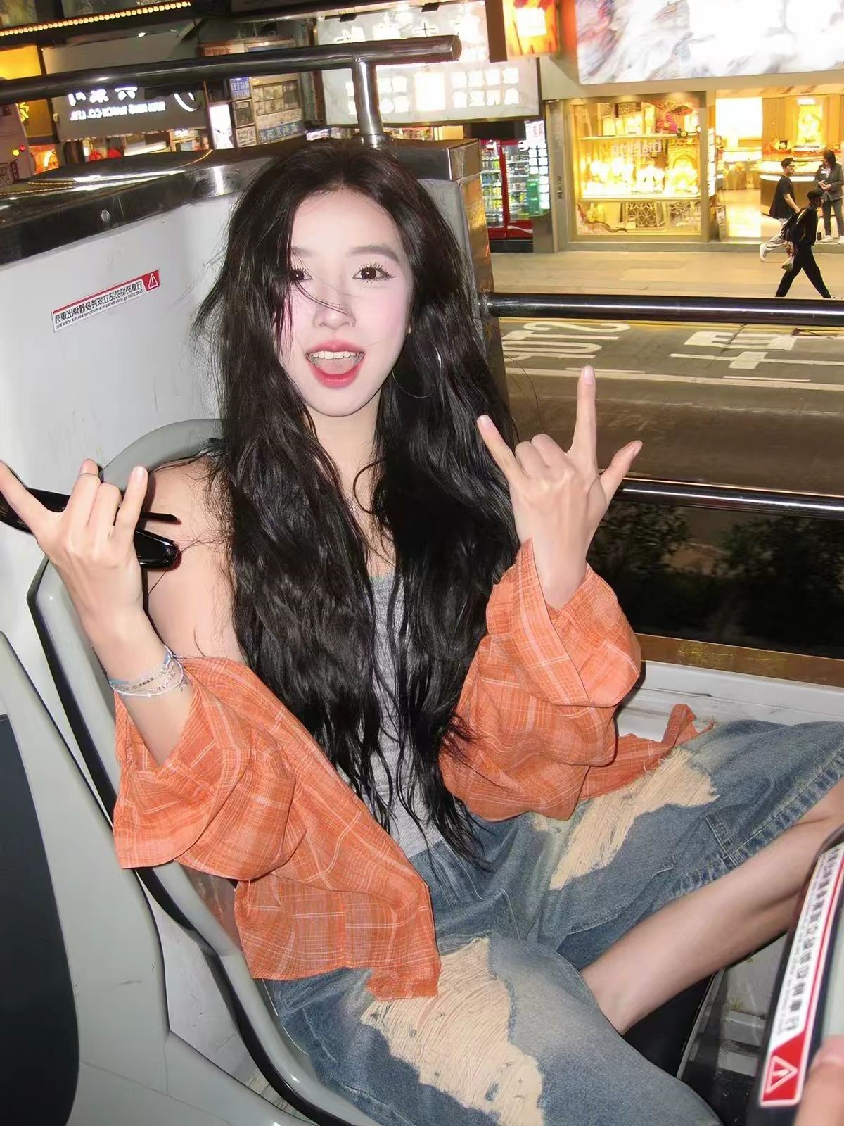 Hong Kong style oversized plaid long-sleeved shirt for women, summer loose fit, breathable, sun-protective cardigan jacket.