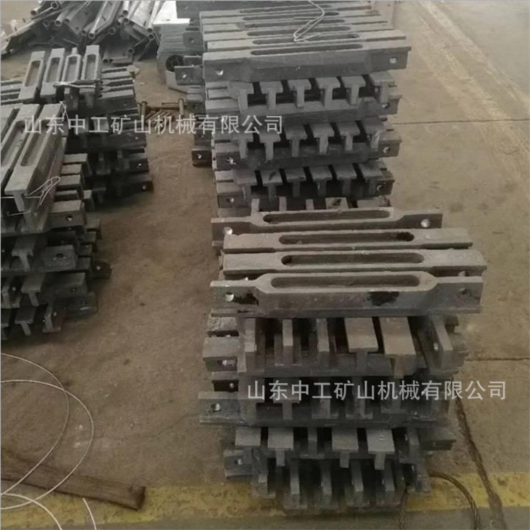 山东实体厂家供应矿用链轮 SYF038-01 刮板输送机横梁 质优价廉